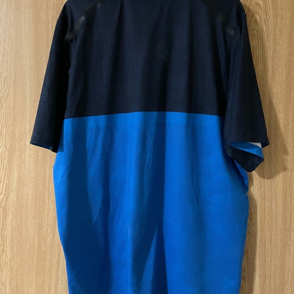 Nike Golf Polo Tee - Picture 3 of 3